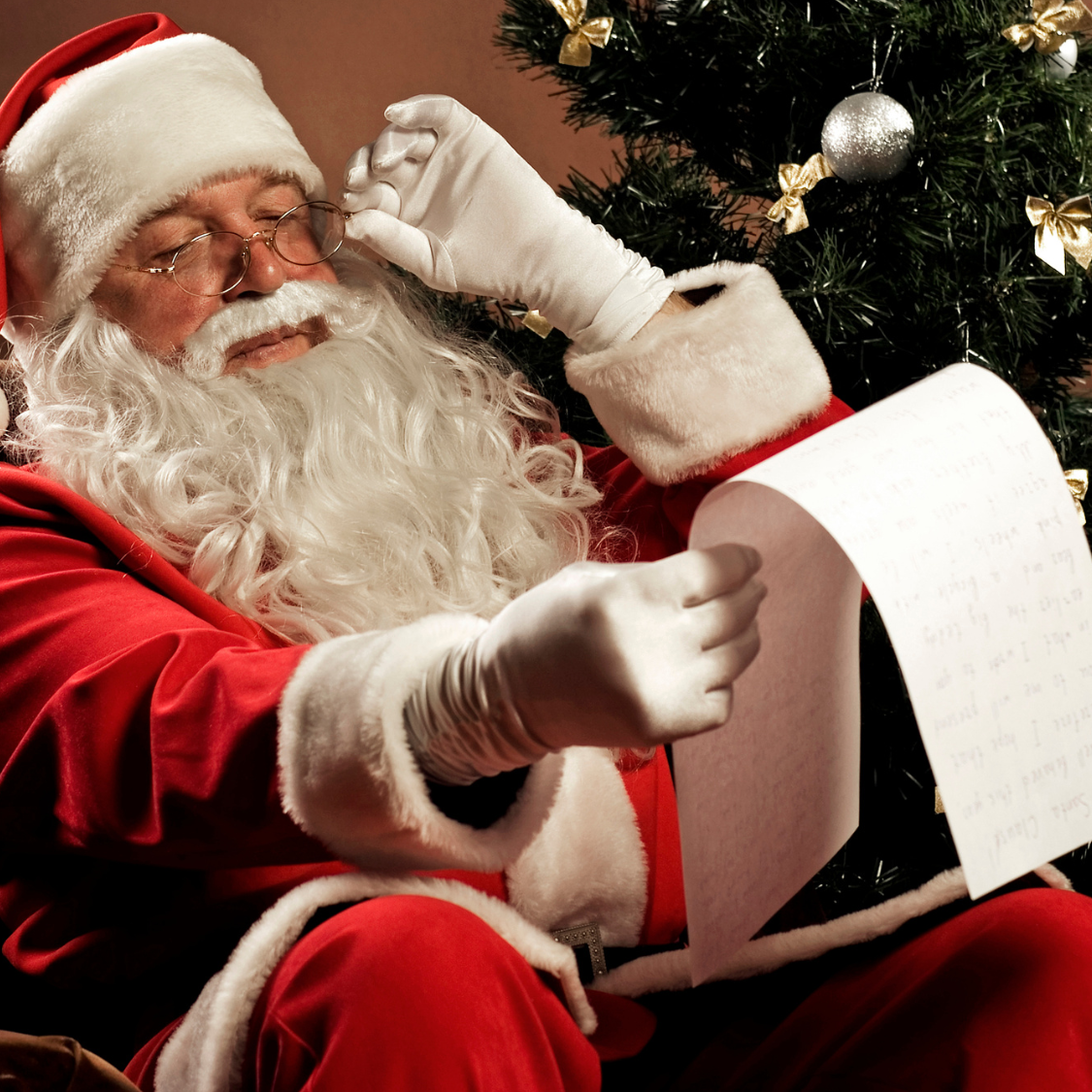 Pictures with Santa in Pensacola